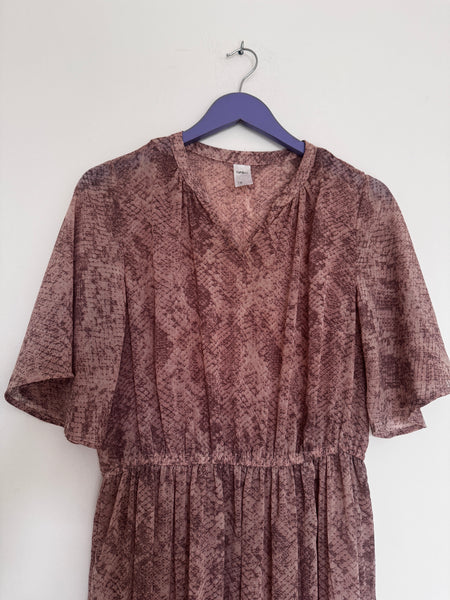 Mauve sheer dress - Size 12