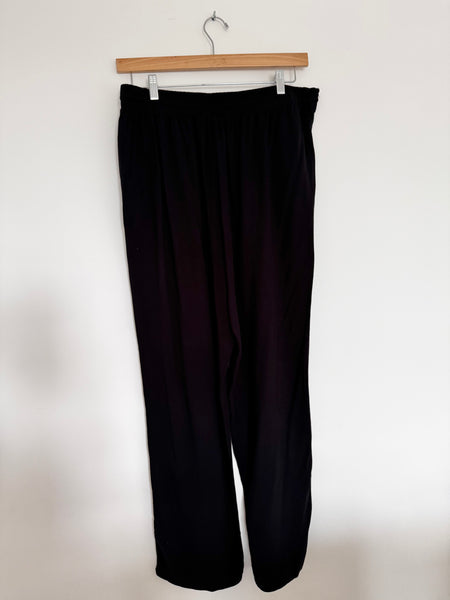 Black viscose pants - Size 16