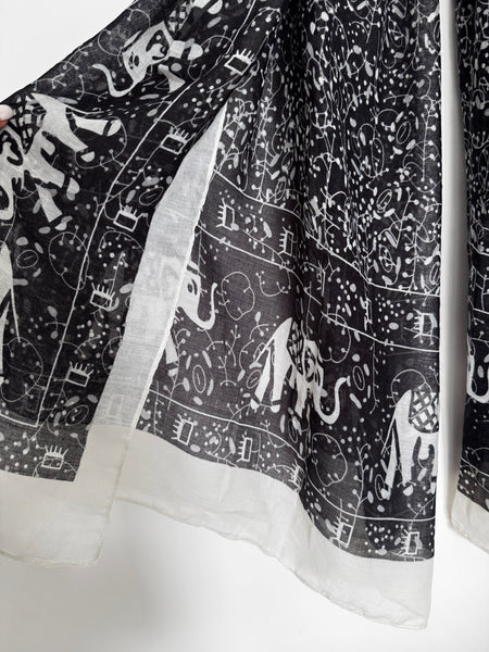 Elephant mono scarf