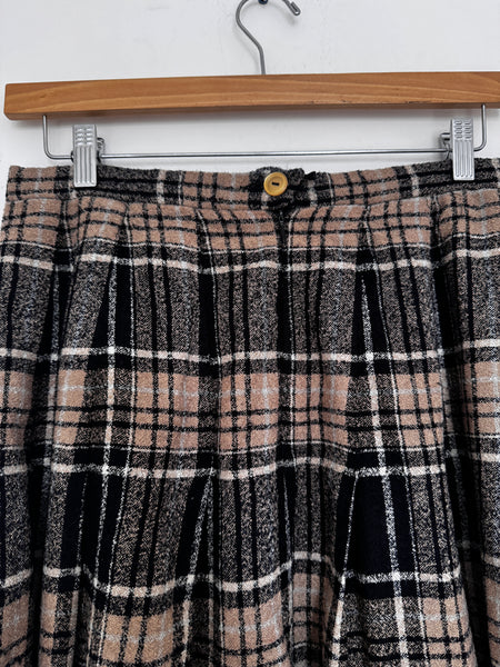Winter pleat skirt - Size 44