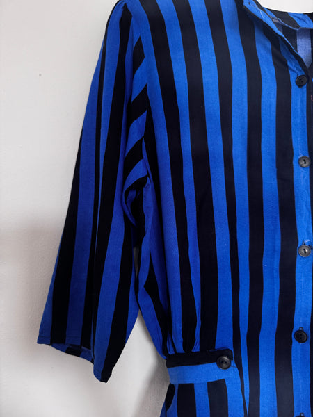 Blue stripy top - Size Large