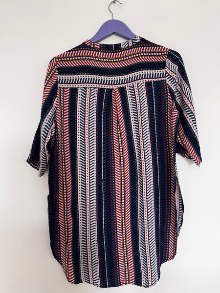 Patterned viscose top - Size Large