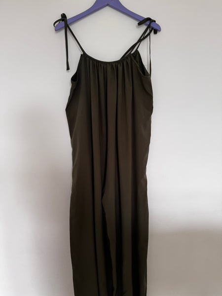 Dark olive jumpsuit - Size Small (fits S-L)