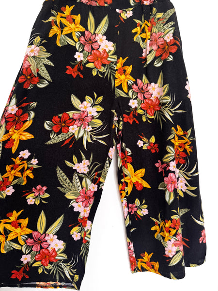 Black floral capris - Size 12