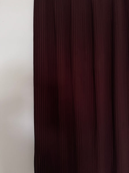 Chocolate pleat skirt - Size 44