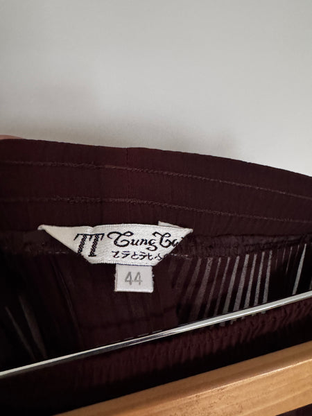 Chocolate pleat skirt - Size 44