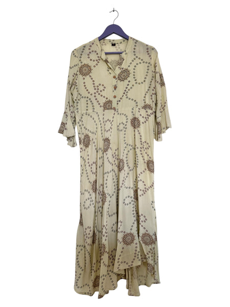 Light yellow dress - Size Medium