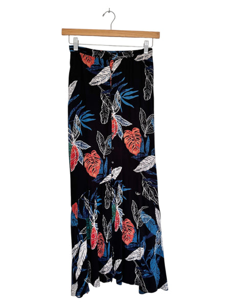 Black button skirt - Size 6