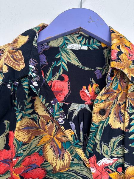 Black floral blouse - Size XL