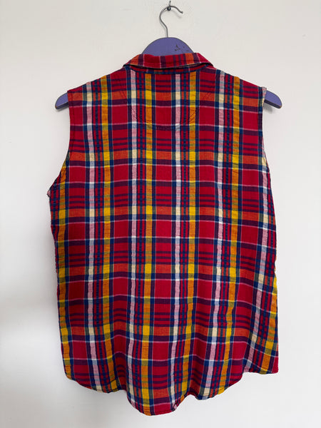 Pink button top - Size Medium