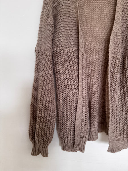 Taupe balloon sleeve knit - Size Large