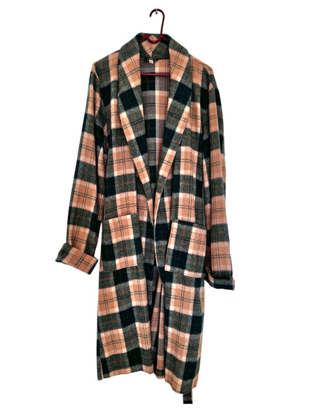 Green flannel winter gown - Size 40