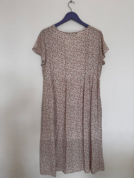 Cream floral dress - Size 12