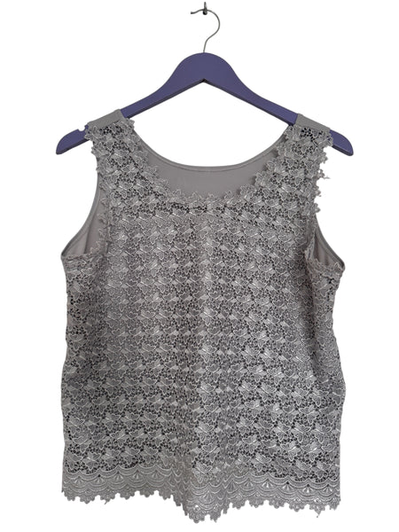 Grey thick lace top - Size M/L