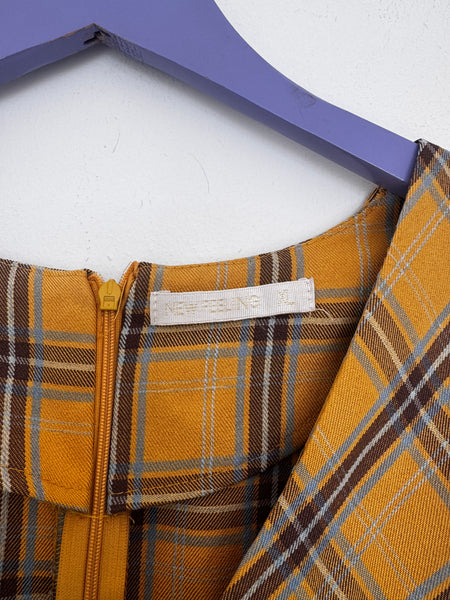 Mustard dress - Size XL (small cut)