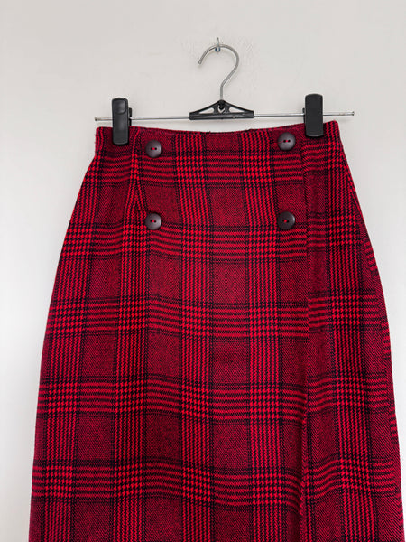 Red wrap skirt - Size 32