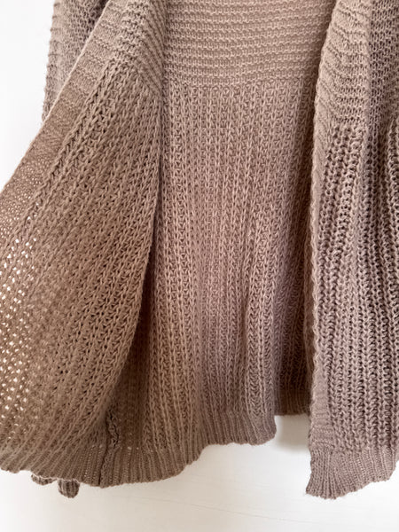 Taupe balloon sleeve knit - Size Large