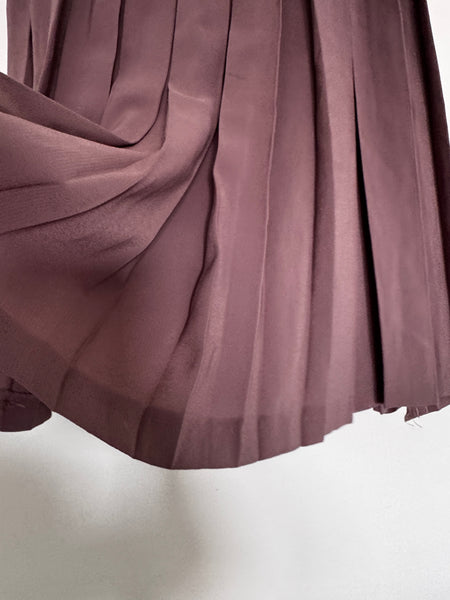 Rosewood pleat skirt - Size Small
