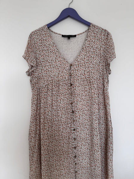 Cream floral dress - Size 12