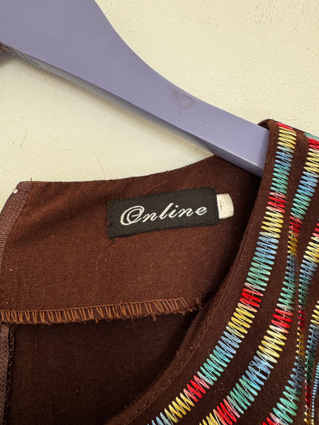 Chocolate embroidered top - Size XL