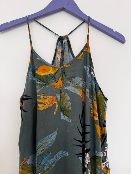 Sage floral dress - Size Medium