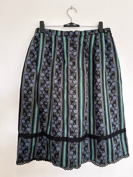Green patterned skirt - Size Large