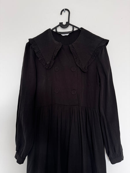 Black Peter Pan collar dress - Size 30