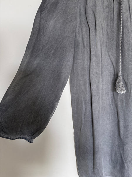 Grey washed dress - Size Medium