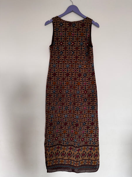 Brown patterned dress - Size 36 (small cut)