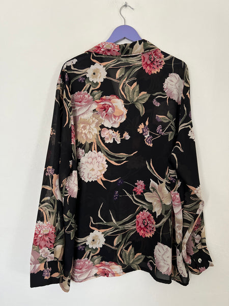 Black floral blouse - Size XXXL