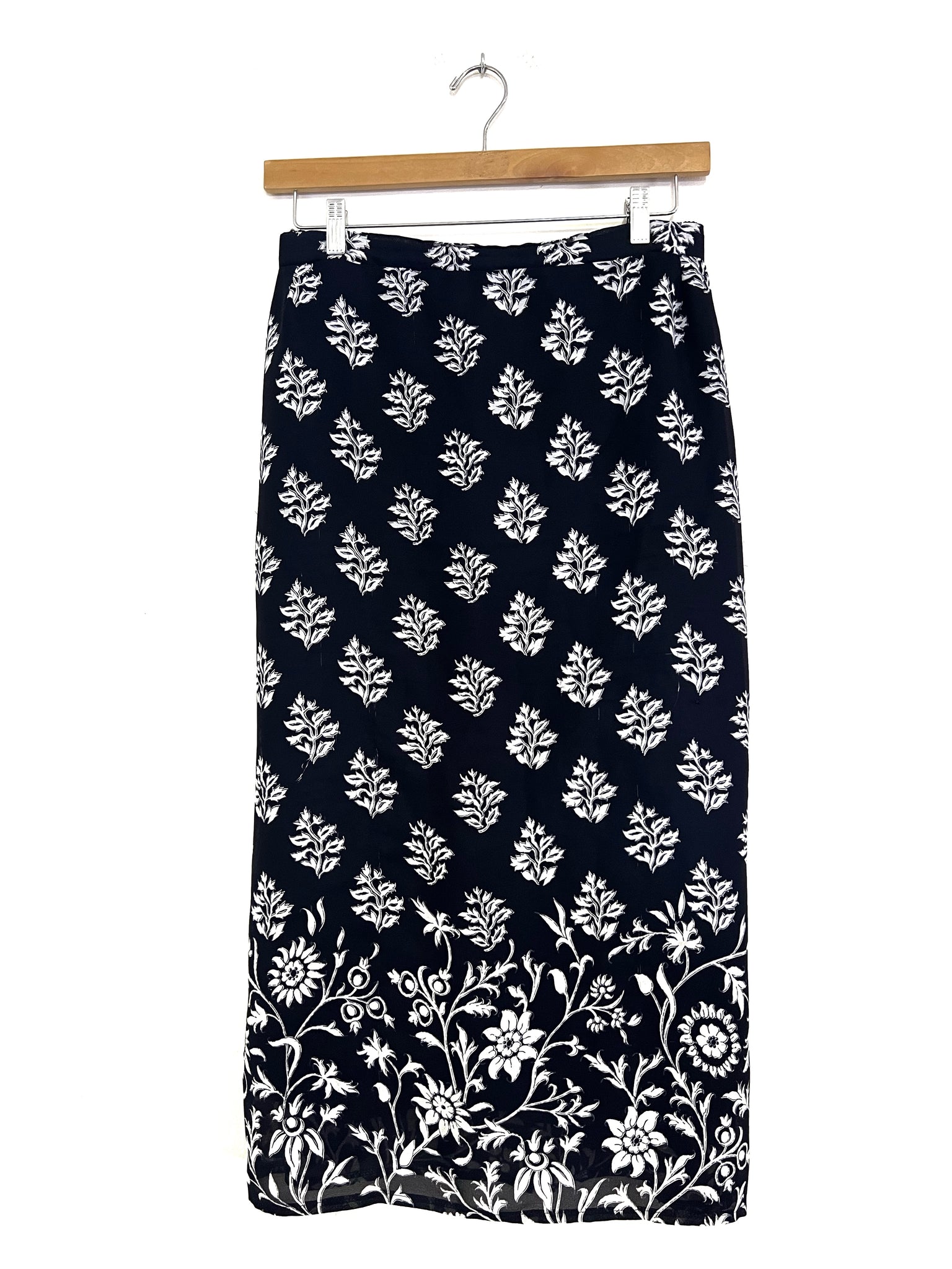 Navy patterned skirt - Size 26