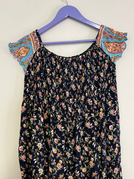 Navy floral dress - Size S/M