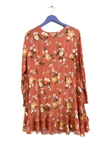 Peach floral dress - Size Medium