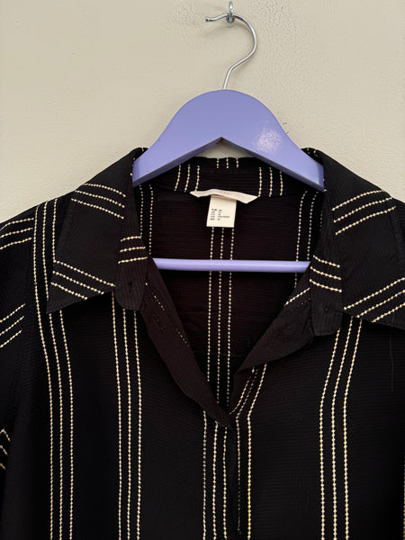 Black striped shirt - Size 44