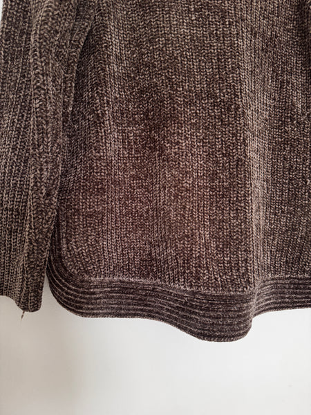Dark rosewood velvet knit - Size Large