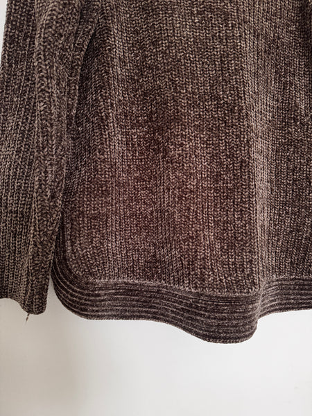 Dark rosewood velvet knit - Size Large