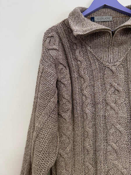 Taupe chunky knit - Size Medium