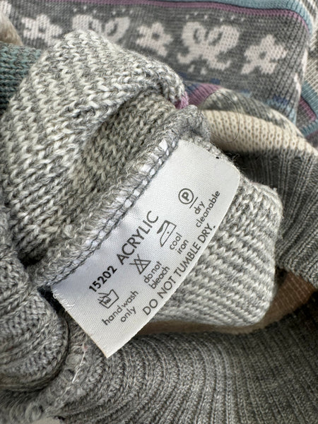 Grey pattern knit - Size XL