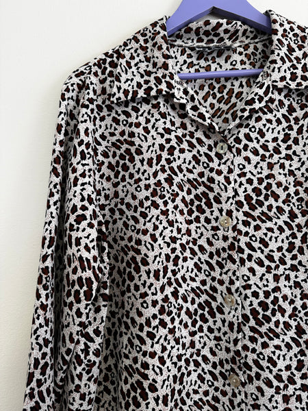 Animal print blouse - Size XL