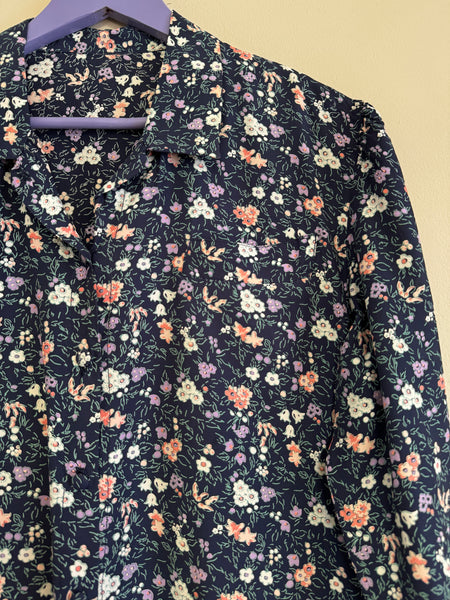 Navy floral blouse - Size XL