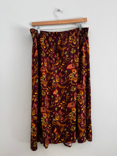 Floral viscose skirt - Size 20