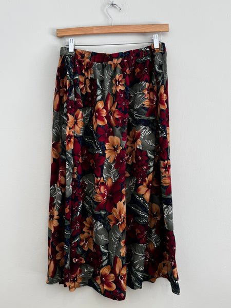 Maroon floral skirt - Size XXL