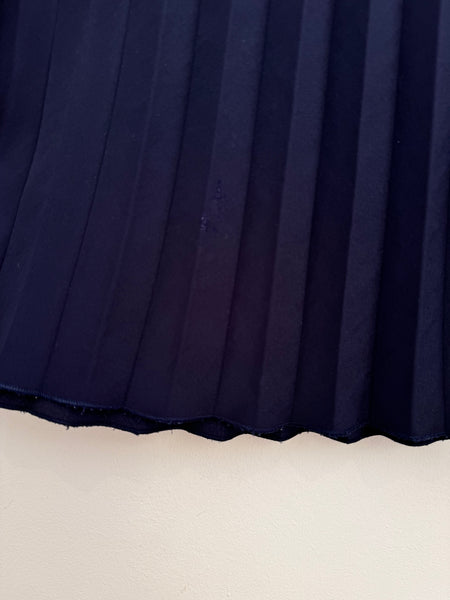 Navy pleat skirt - Size 48