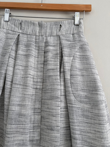 Grey A-line skirt - Size Small