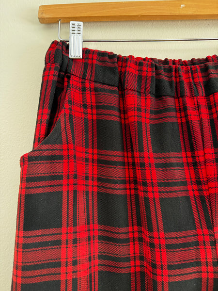 Red check pants - Size 34