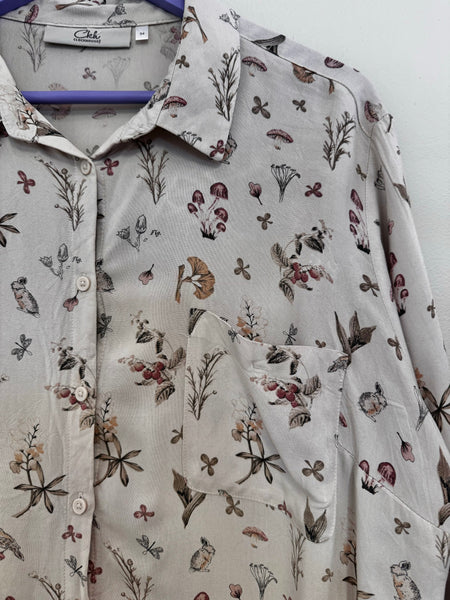 Beige floral shirt - Size 54