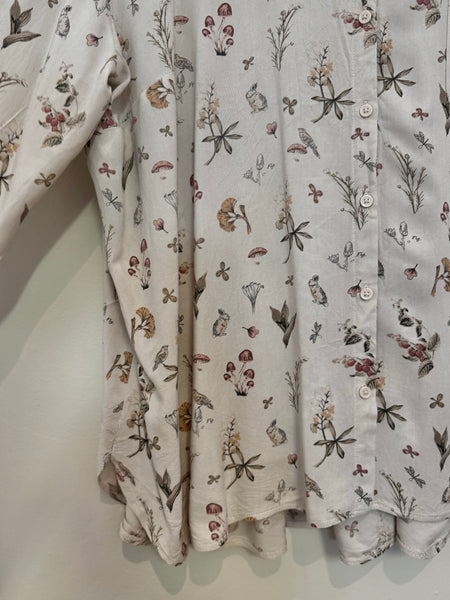 Beige floral shirt - Size 54