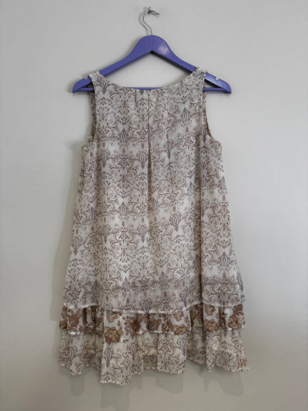 Taupe beige dress - Size Medium