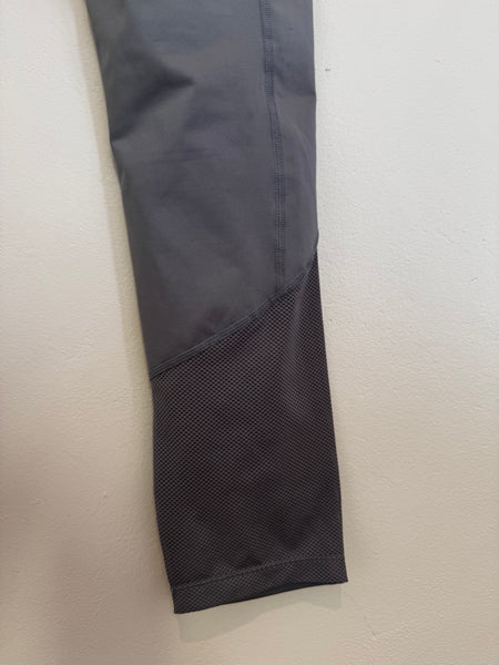 Grey Nike gym tights - Size Medium