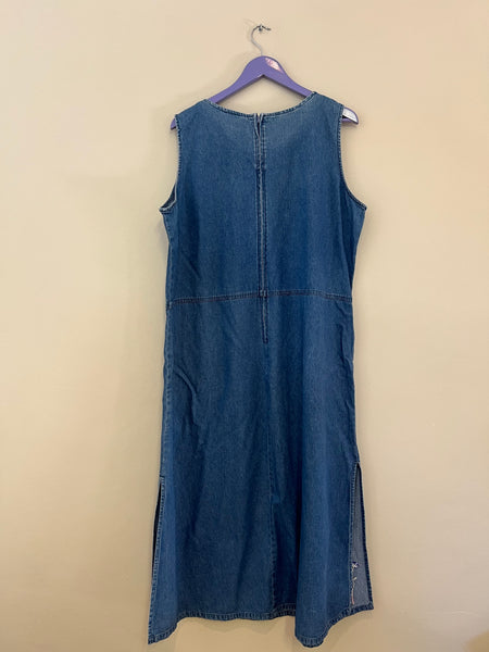 Denim embroidered dress - Size XXL